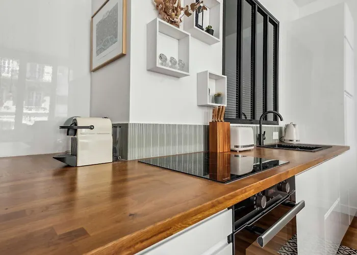 Bnbnova - Le Louvre & De Апартаменты Париж