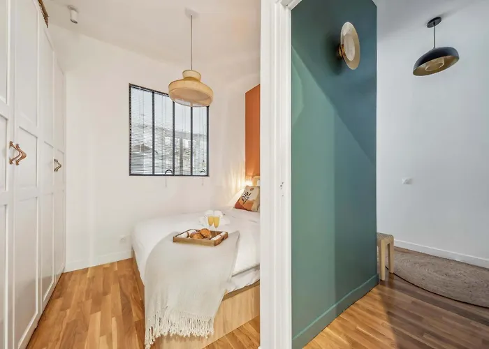 Bnbnova - Le Louvre & De Апартаменты Париж